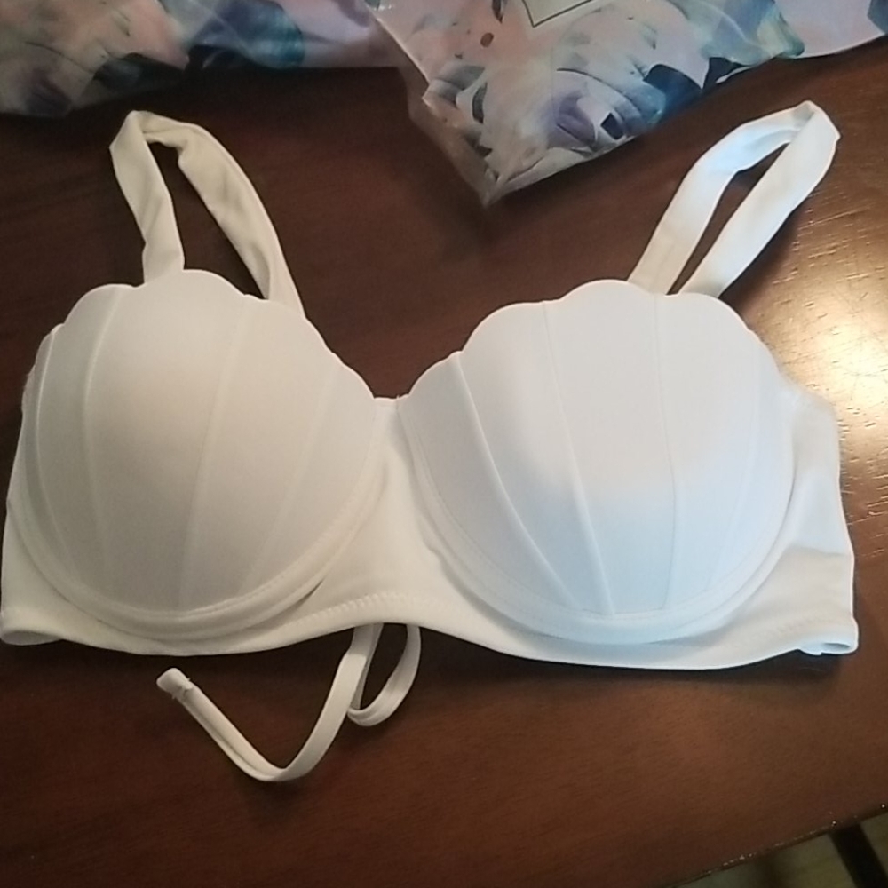 Bathing suit top